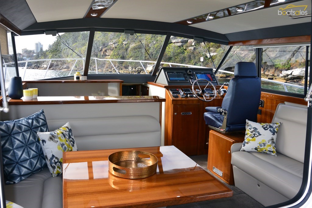 Caribbean C420 Express | New Boats for Sale | Gippsland Boat Supplies